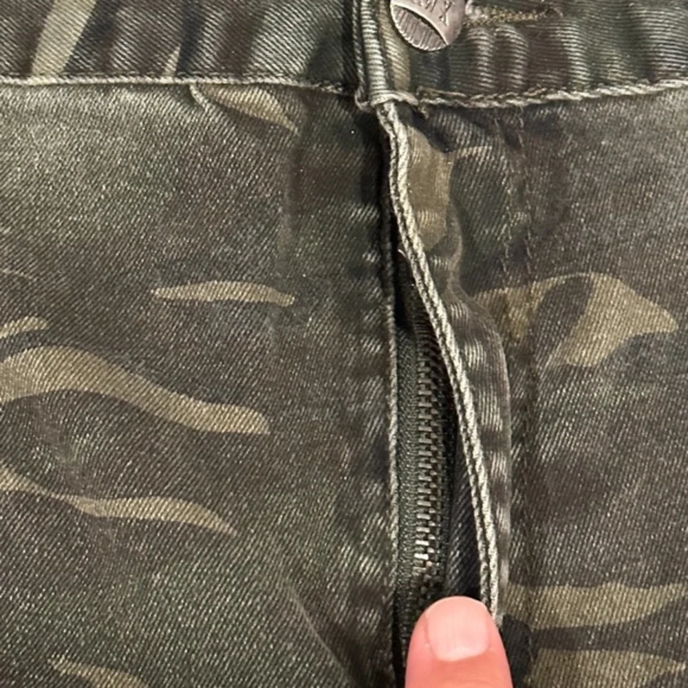 Raw X‎ Mens Jeans Biker Moto Multicolor Camouflage Stretch Pocket Denim 42x 30